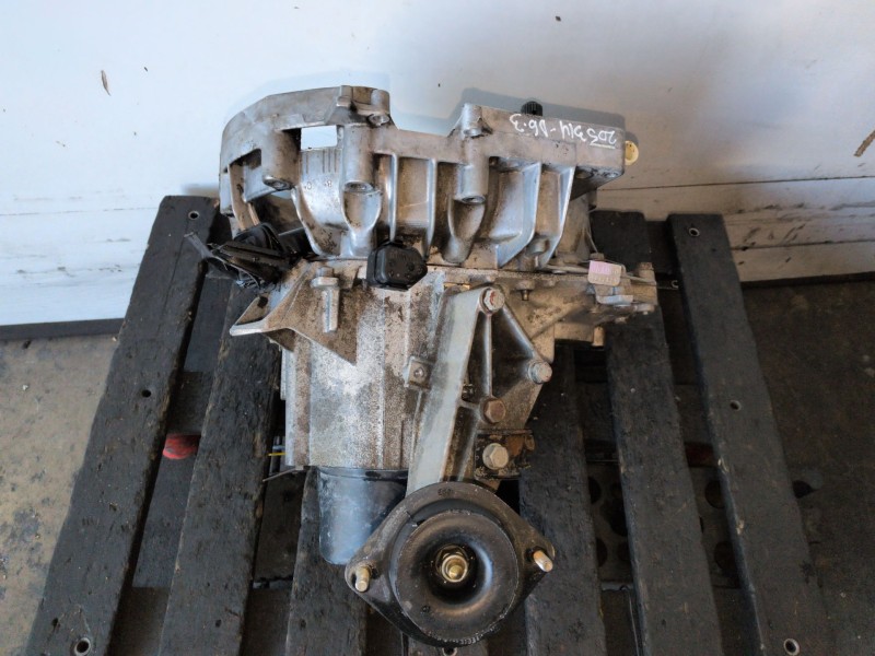 Recambio de caja cambios para renault clio i fase i / ii (b/c57) e7j710 referencia OEM IAM JB1080  