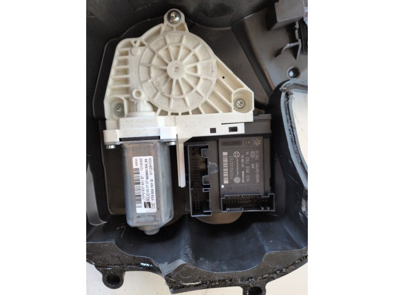 Recambio de elevalunas delantero izquierdo para seat leon (1p1) bxe referencia OEM IAM 1K0959793M  