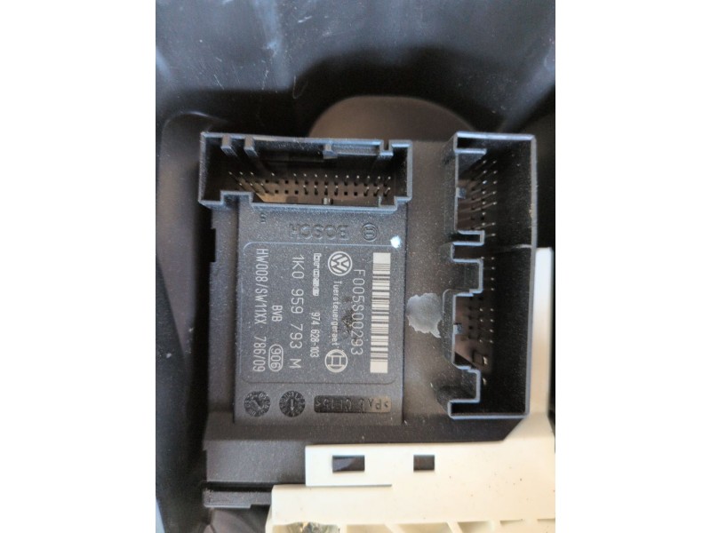 Recambio de elevalunas delantero izquierdo para seat leon (1p1) bxe referencia OEM IAM 1K0959793M  