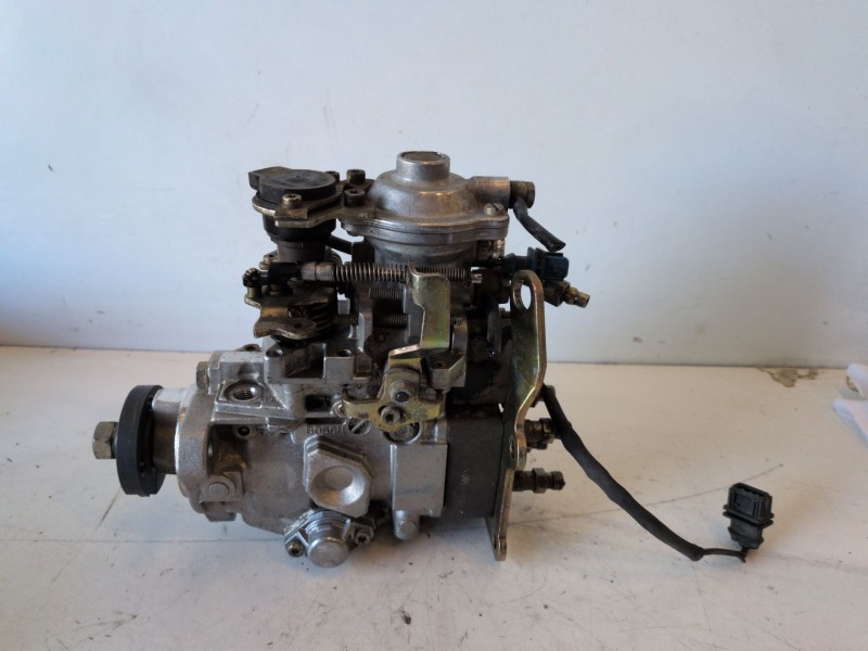 Recambio de bomba inyeccion para land rover discovery (salljg/lj) d21l referencia OEM IAM 0460414136  