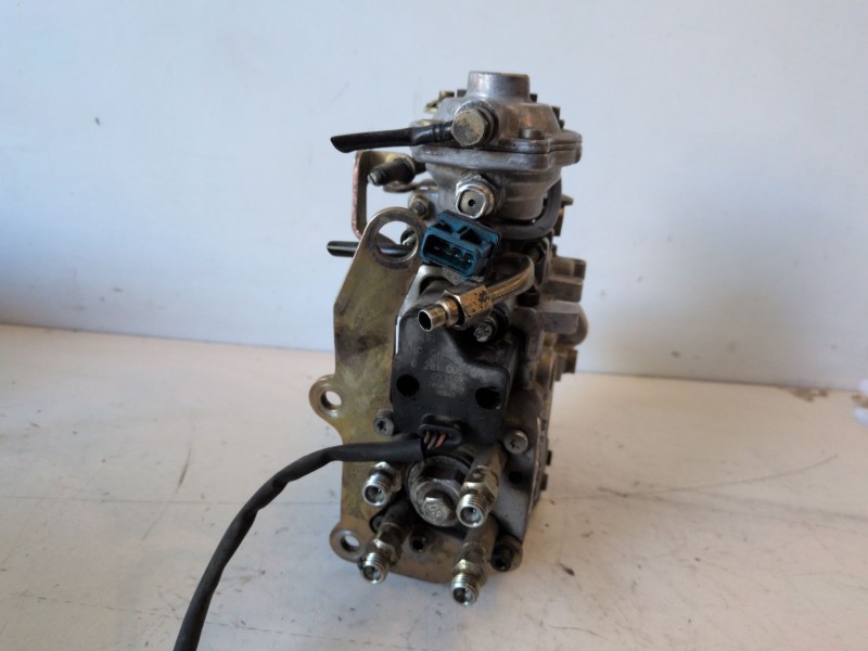Recambio de bomba inyeccion para land rover discovery (salljg/lj) d21l referencia OEM IAM 0460414136  