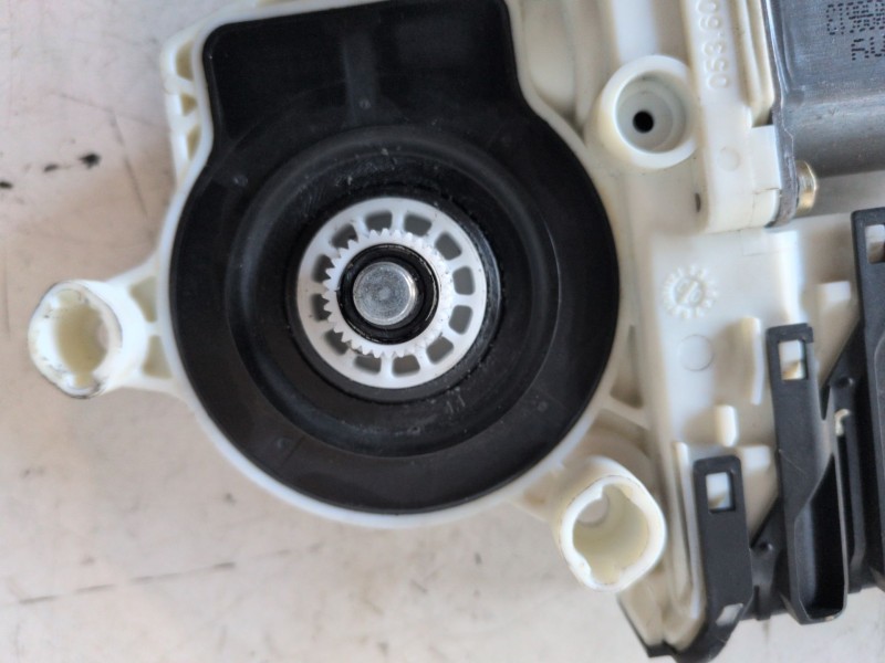 Recambio de motor elevalunas delantero izquierdo para seat leon (1m1) asv referencia OEM IAM 1J1959801C  