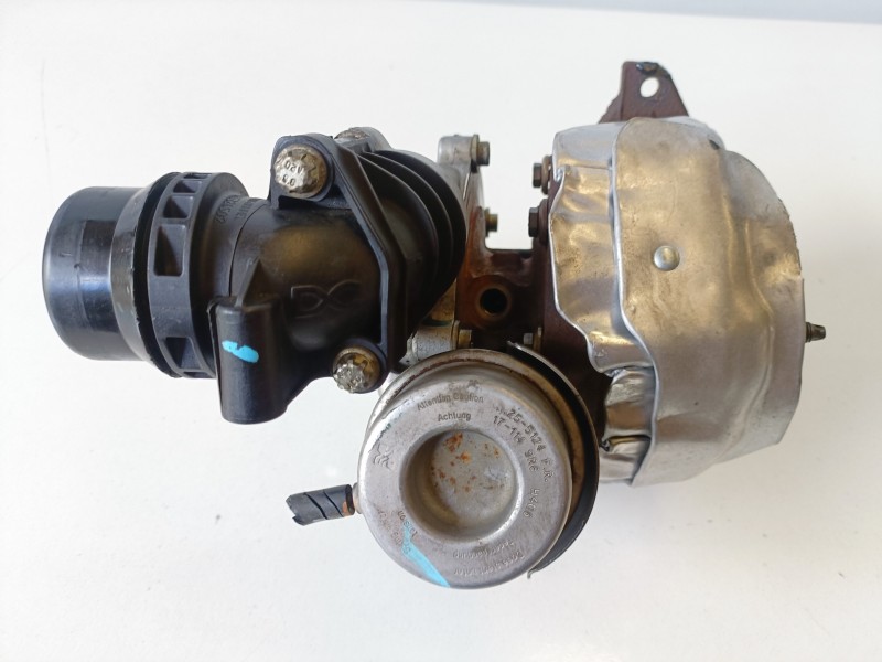 Recambio de turbocompresor para nissan x-trail (t32) r9m414 referencia OEM IAM 54389700018  