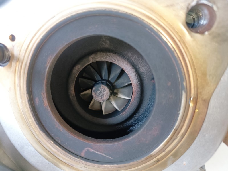 Recambio de turbocompresor para nissan x-trail (t32) r9m414 referencia OEM IAM 54389700018  