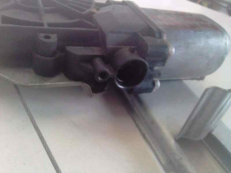 Recambio de elevalunas trasero derecho para renault megane ii berlina 5p referencia OEM IAM 190011781  