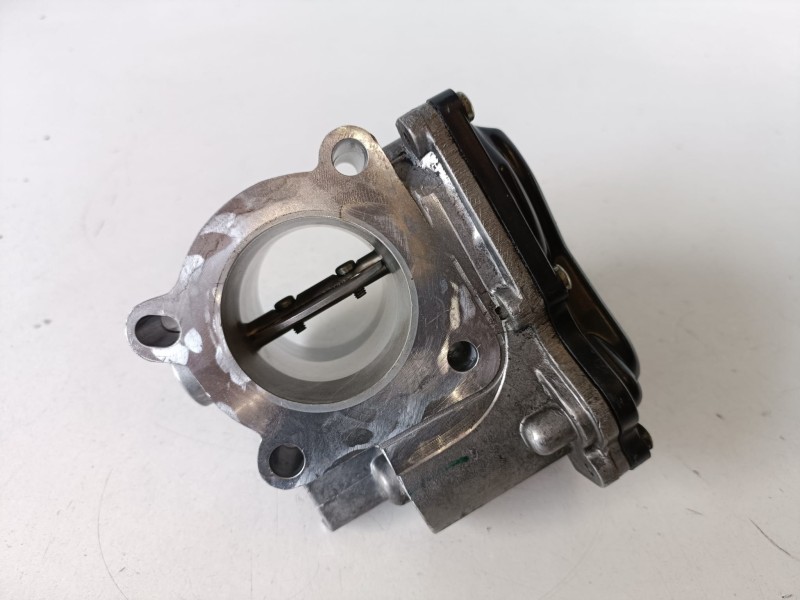 Recambio de caja mariposa para renault latitude m9r824 referencia OEM IAM 8200987453B  