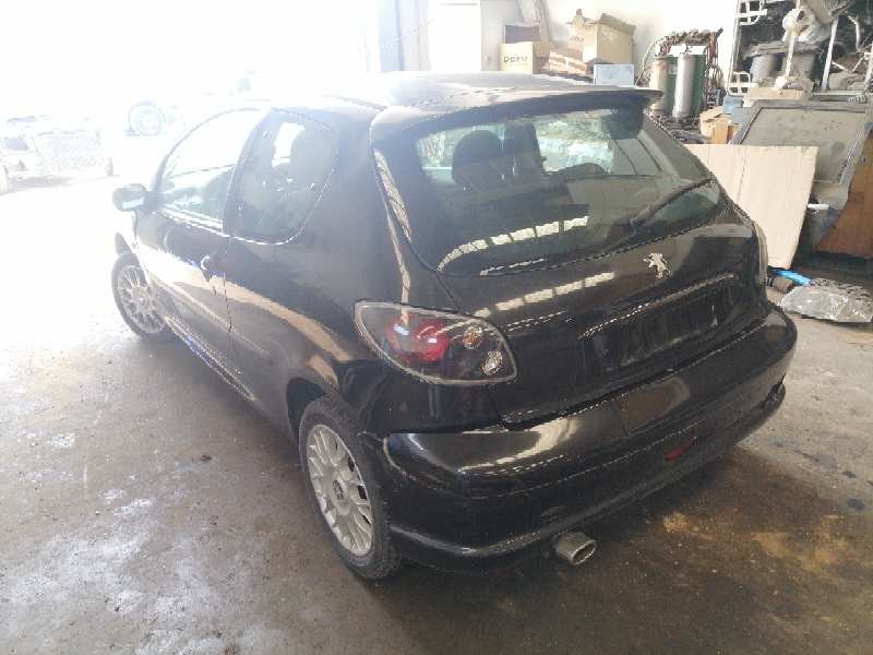 peugeot 206 del año 2004