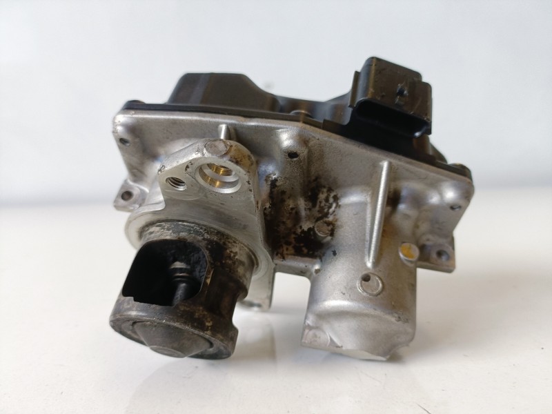 Recambio de valvula egr para nissan x-trail (t32) r9m414 referencia OEM IAM H8201061904  