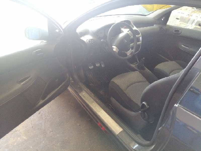 peugeot 206 del año 2004