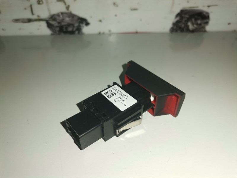 Recambio de warning para seat leon st 5f8 cjxc referencia OEM IAM 5F0953235B  