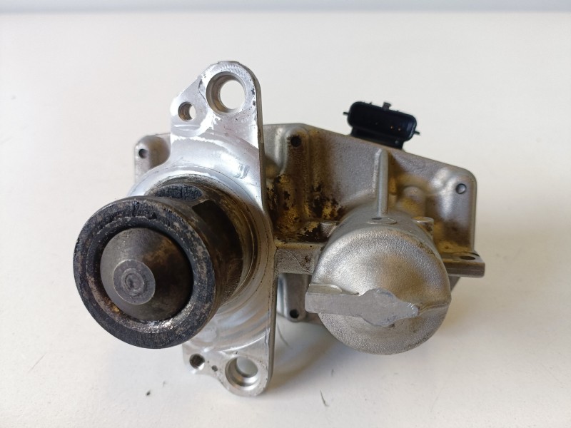 Recambio de valvula egr para nissan x-trail (t32) r9m414 referencia OEM IAM H8201061904  