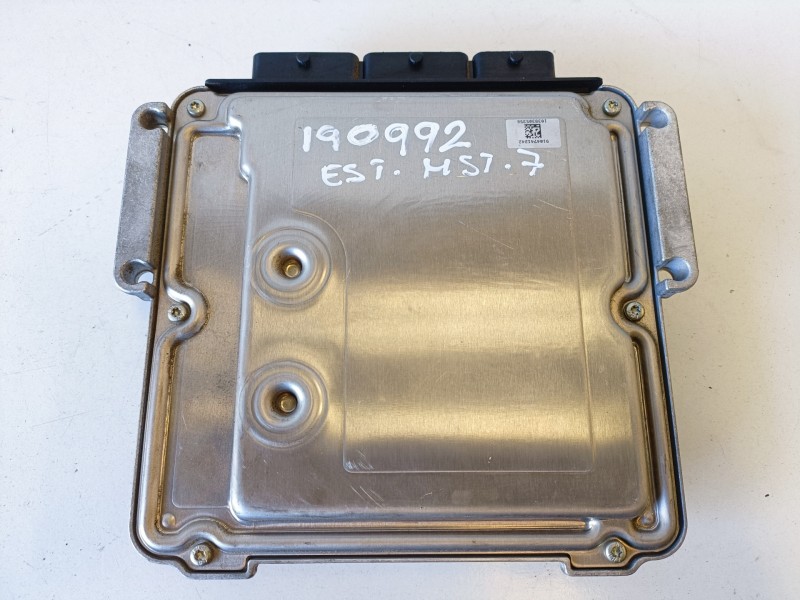 Recambio de centralita motor uce para renault latitude m9r824 referencia OEM IAM 0281017614  