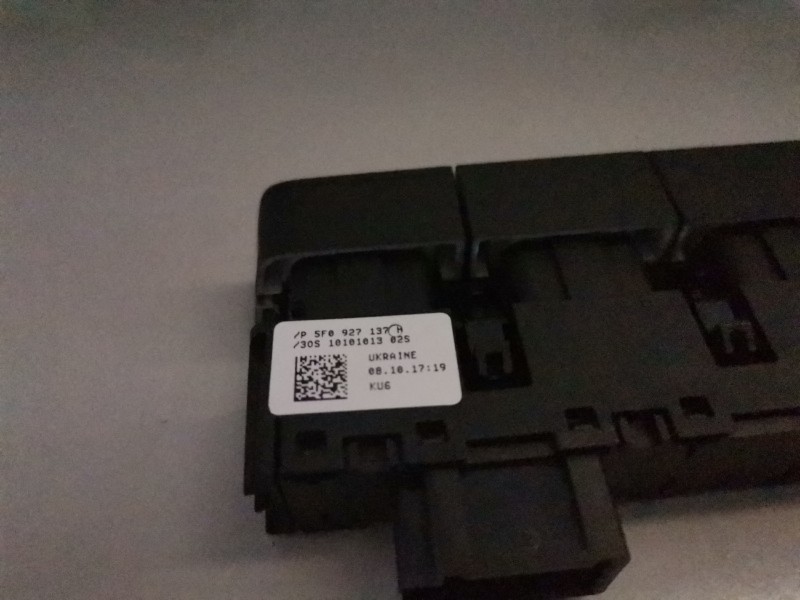 Recambio de interruptor para seat leon st 5f8 cjxc referencia OEM IAM 5F0927137H  
