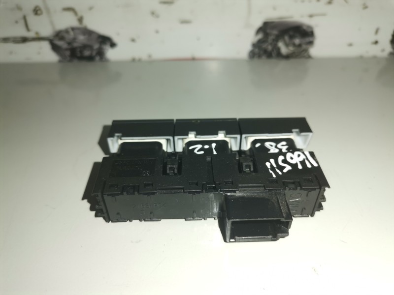 Recambio de interruptor para seat leon st 5f8 cjxc referencia OEM IAM 5F0927137H  