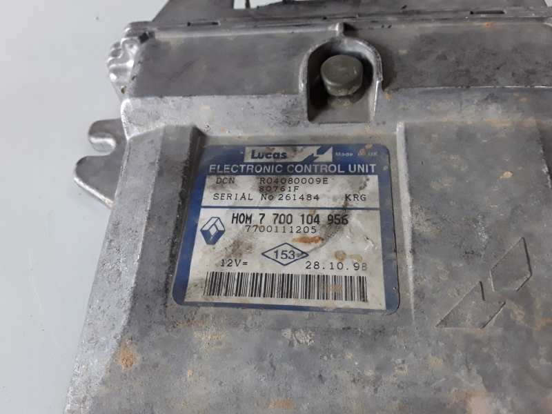 Recambio de centralita motor uce para renault kangoo i (f/kc0) f8q630 referencia OEM IAM 7700104956/7700111205  