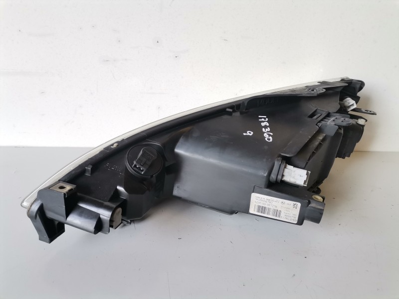 Recambio de faro izquierdo para peugeot 206 8hz referencia OEM IAM 9628666780  