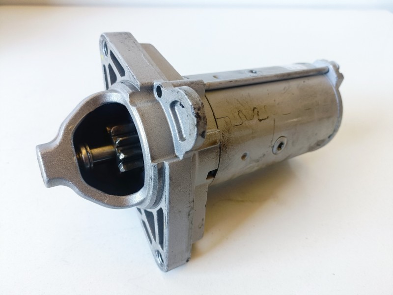 Recambio de motor arranque para renault latitude m9r824 referencia OEM IAM   