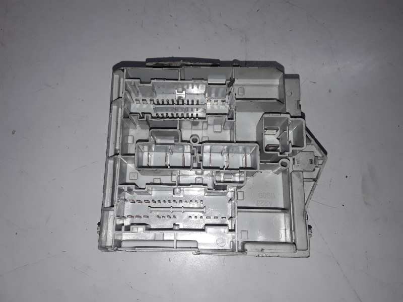 Recambio de caja reles / fusibles para lancia ypsilon (101) 188a5000 referencia OEM IAM 51724661  