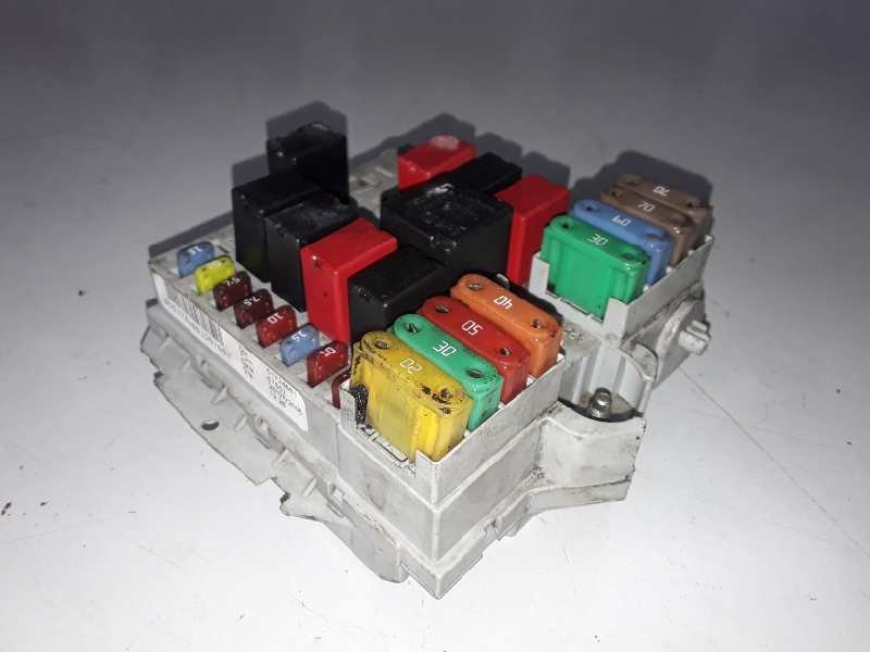 Recambio de caja reles / fusibles para lancia ypsilon (101) 188a5000 referencia OEM IAM 51724661  