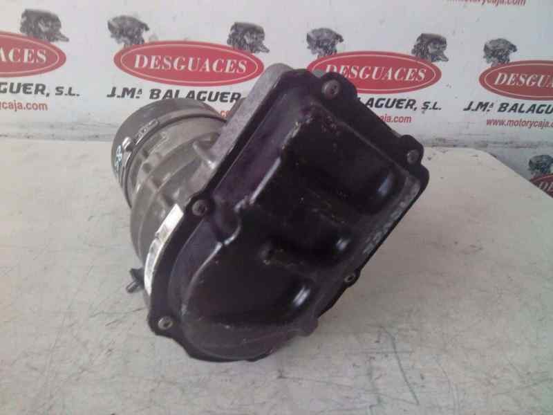 Recambio de bomba servodireccion para peugeot partner furgón referencia OEM IAM 9686207080 / TRW A00015822  