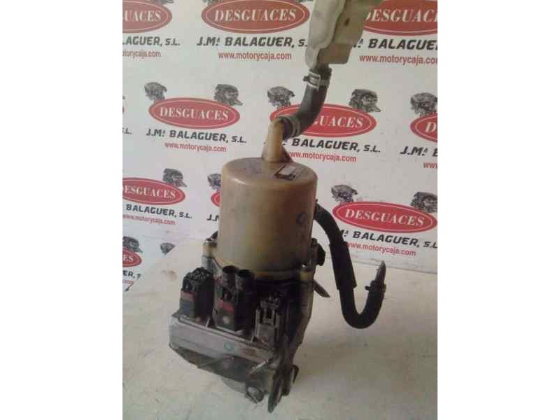 Recambio de bomba direccion para mazda 3 berlina (bk) referencia OEM IAM Q3T50375 / 995151011  