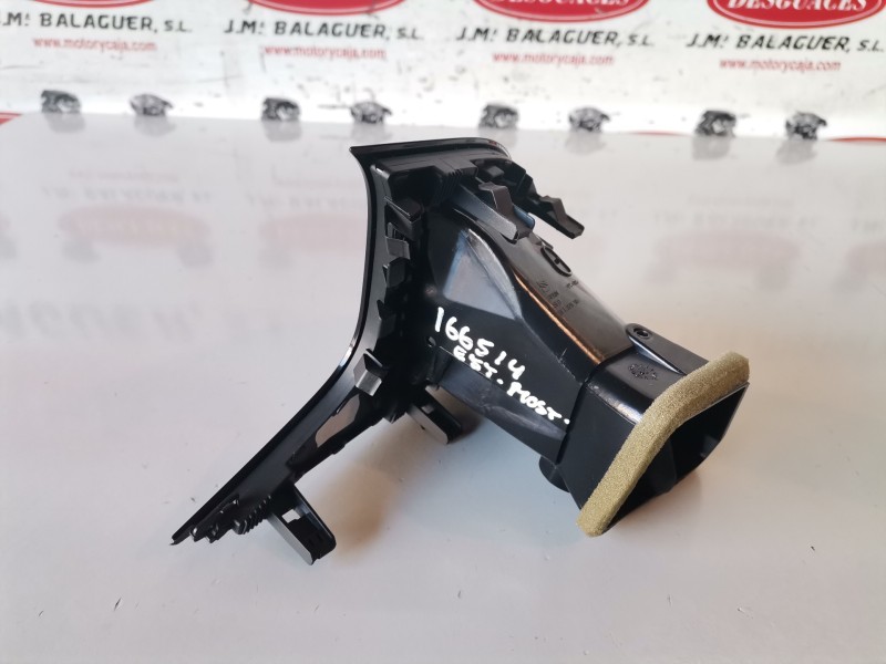 Recambio de rejilla aireadora para seat leon st 5f8 cjxc referencia OEM IAM 5F1820901D  