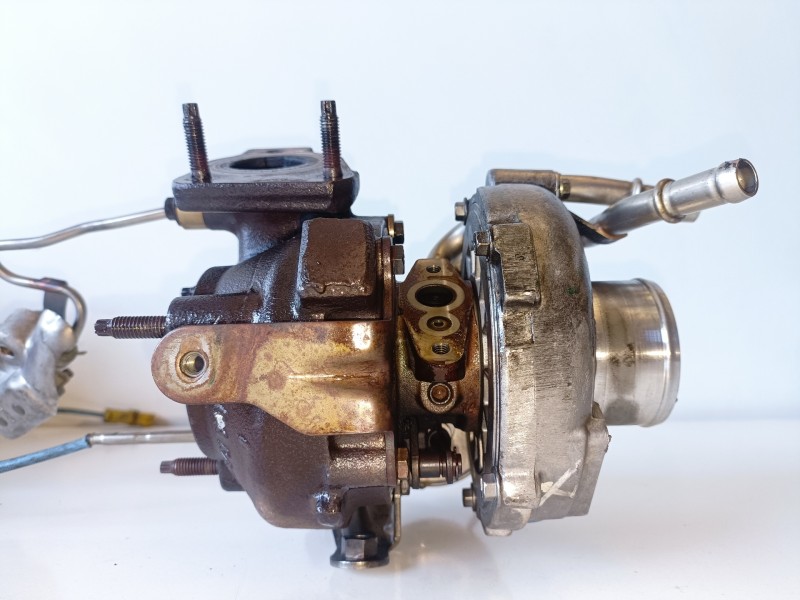Recambio de turbocompresor para renault latitude m9r824 referencia OEM IAM H8200638766  