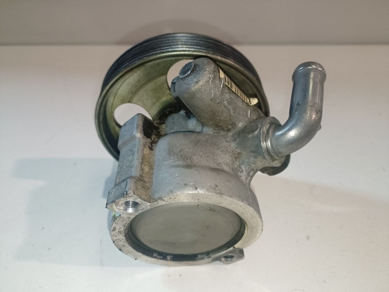 Recambio de bomba direccion para peugeot partner tepee 9hw referencia OEM IAM 9665709080  
