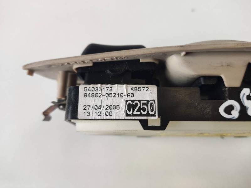 Recambio de mando elevalunas delantero izquierdo para toyota avensis berlina (t25) 2adfhv referencia OEM IAM 54356022A  