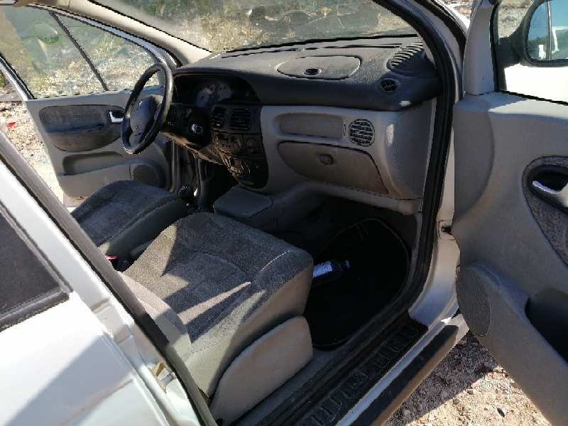 renault scenic rx4 (ja0) del año 2003