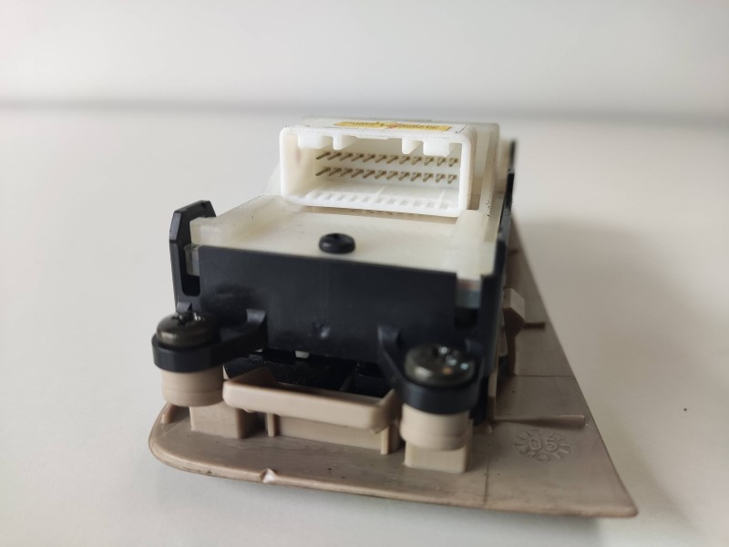 Recambio de mando elevalunas delantero izquierdo para toyota avensis berlina (t25) 2adfhv referencia OEM IAM 54356022A  