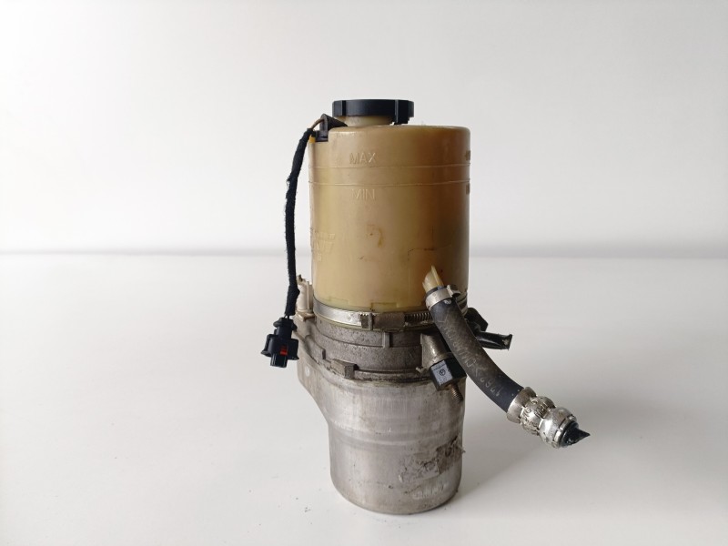 Recambio de bomba direccion para opel vectra c berlina y22dtr referencia OEM IAM   
