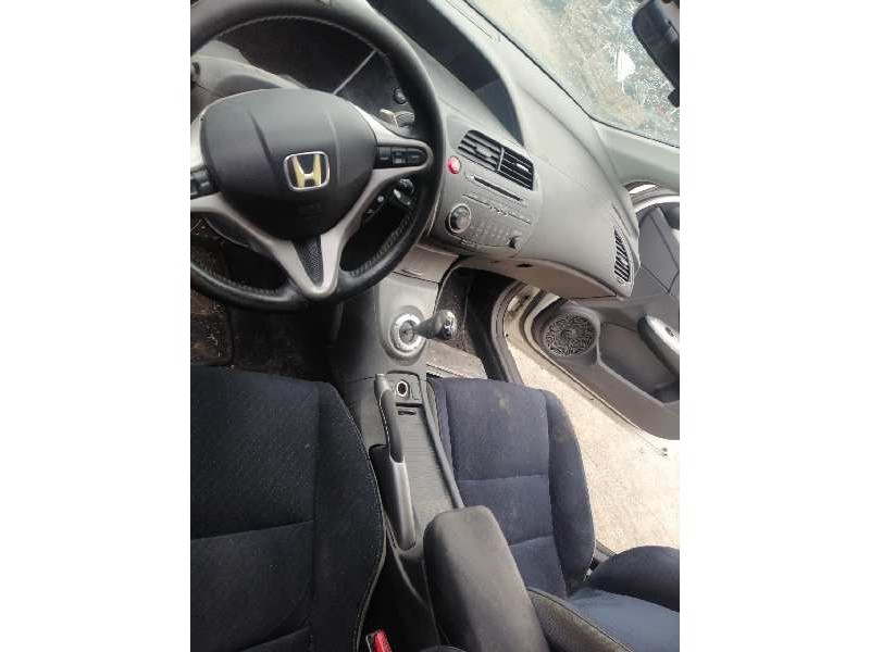 honda civic 5 puertas (fk) del año 2006
