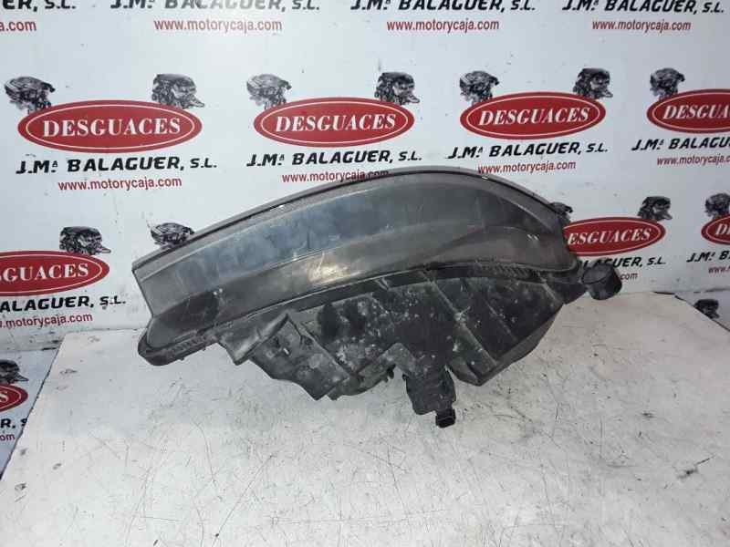 Recambio de faro izquierdo para renault clio ii symbol referencia OEM IAM 8200478984J  