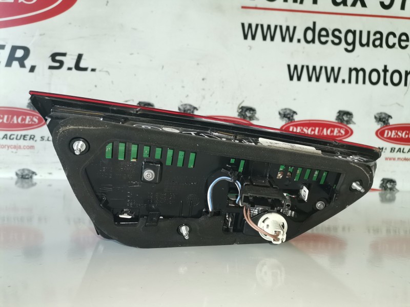 Recambio de piloto trasero derecho para seat leon st 5f8 cjxc referencia OEM IAM 5F9945308D  