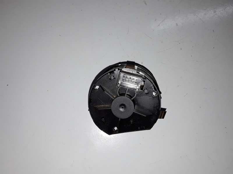 Recambio de mando luces para audi q7 (4l) bug referencia OEM IAM 4F1941531D  