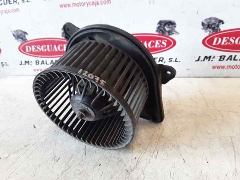 Recambio de ventilador calefaccion para renault trafic ii furgón referencia OEM IAM GMVX33P3505 / T.M. F9Q760  