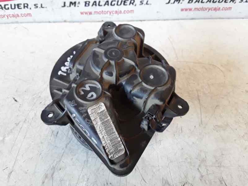 Recambio de ventilador calefaccion para renault trafic ii furgón referencia OEM IAM GMVX33P3505 / T.M. F9Q760  