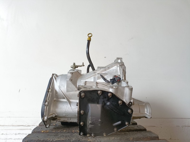 Recambio de caja cambios para chrysler voyager (rg) gr03.3l referencia OEM IAM P04800931AE  