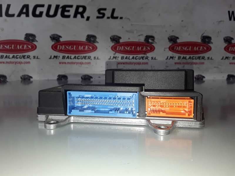 Recambio de centralita airbag para volvo s40 berlina d4204t referencia OEM IAM 30773401/00001393B6  