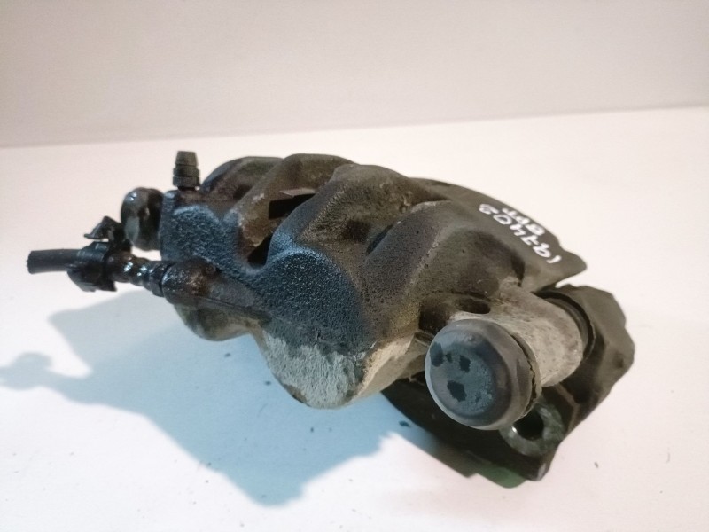 Recambio de pinza de freno delantera derecha para iveco daily furgón f1ae0481 referencia OEM IAM   