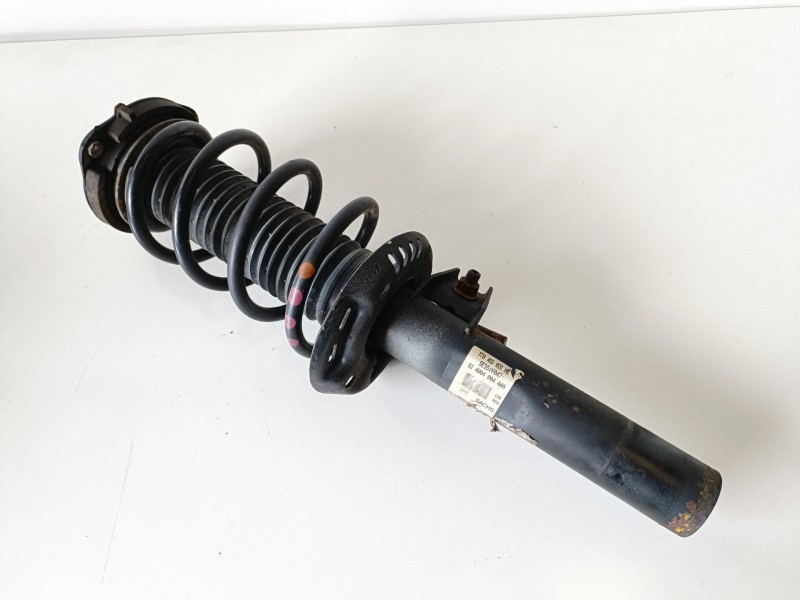 Recambio de amortiguador delantero derecho para seat leon (1p1) bkd referencia OEM IAM 1T0413031HE  