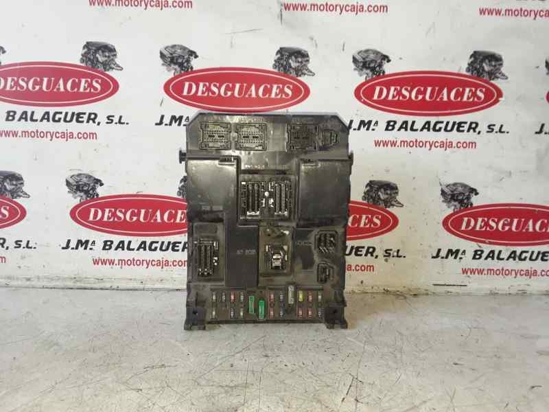 Recambio de caja reles / fusibles para peugeot 307 (s1)(04.2001) referencia OEM IAM BSIJ0300 / A12120 / 9651196880 / 9651197580 