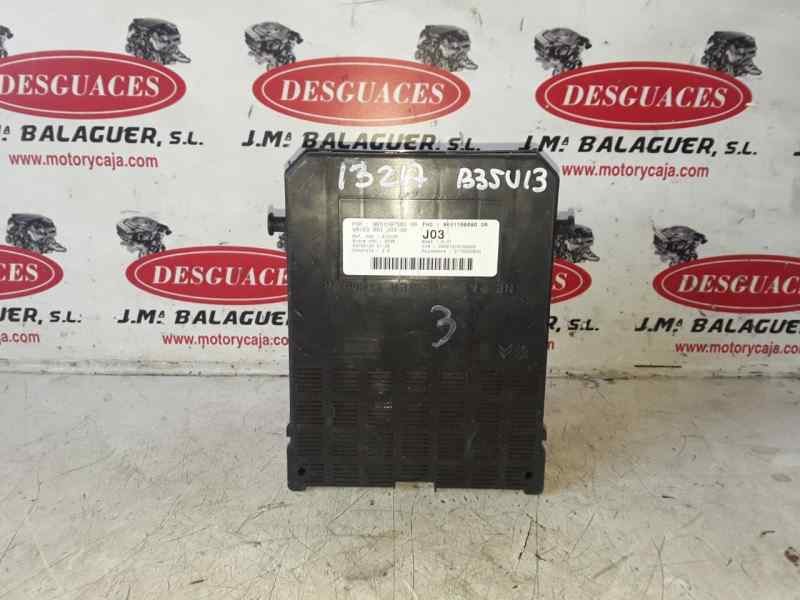 Recambio de caja reles / fusibles para peugeot 307 (s1)(04.2001) referencia OEM IAM BSIJ0300 / A12120 / 9651196880 / 9651197580 