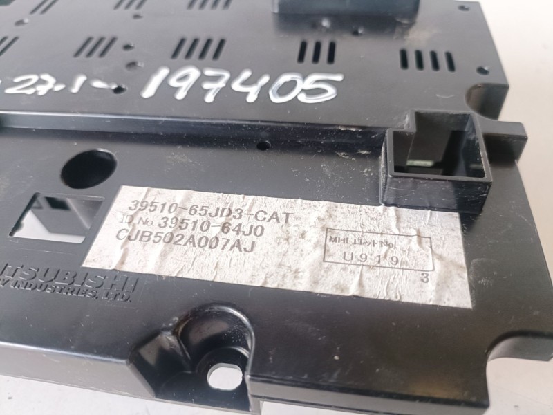Recambio de mando climatizador para suzuki grand vitara (jb/jt) j20a referencia OEM IAM 3951065JD3  