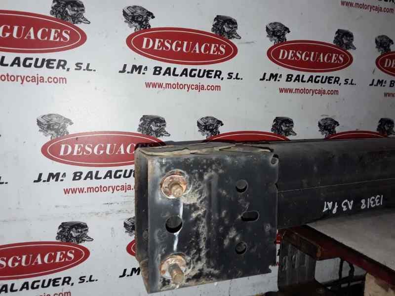 Recambio de refuerzo paragolpes delantero para chrysler voyager (rg) referencia OEM IAM   