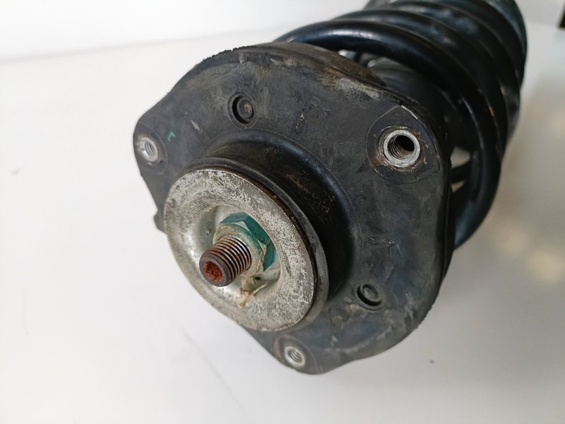 Recambio de amortiguador delantero derecho para seat leon (1p1) bkd referencia OEM IAM 1T0413031HE  