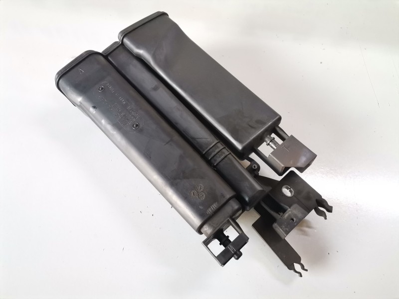 Recambio de filtro carbono activo para seat leon st 5f8 cjxc referencia OEM IAM 5Q0201801  