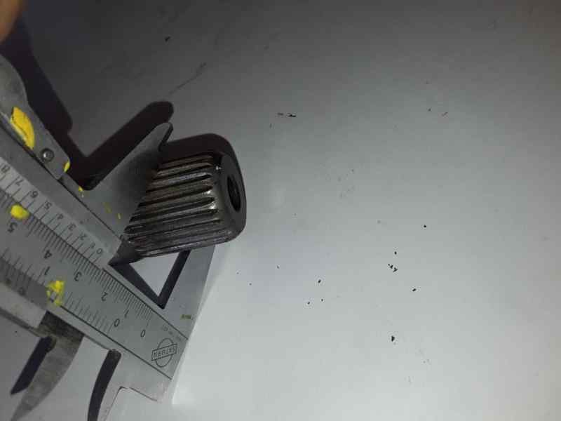 Recambio de transmision delantera derecha para opel astra j berlina 5p referencia OEM IAM 13335143  
