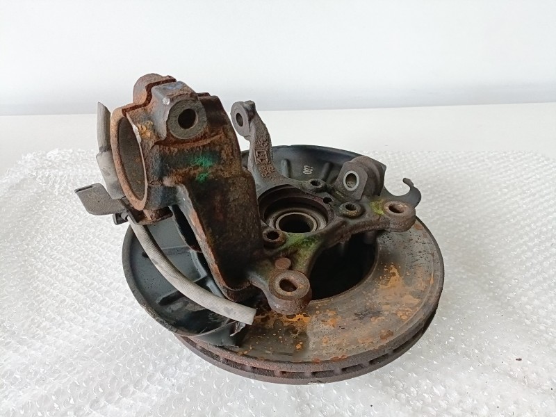 Recambio de mangueta delantera derecha para seat leon (1p1) bkd referencia OEM IAM   